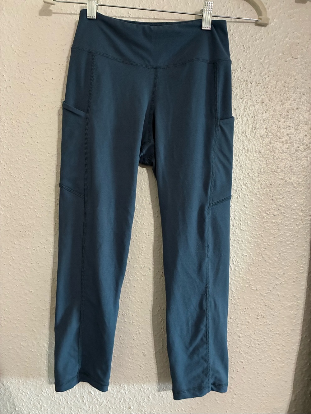 Rae Mode capri leggings